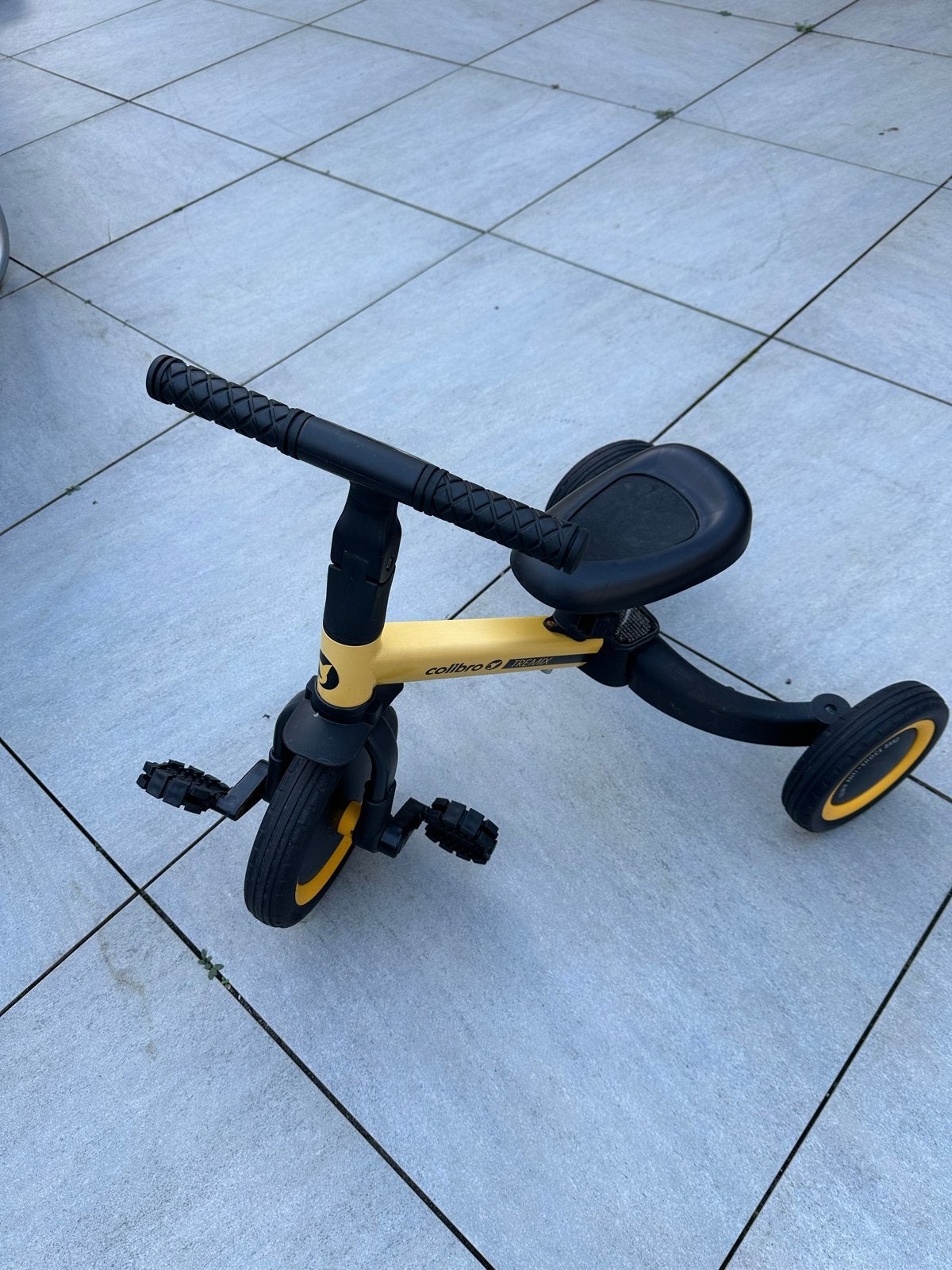Colibro 2-in-1 Loopfiets/Driewieler Geel/Zwart, Ophalen, Gebruikt, Loopfiets