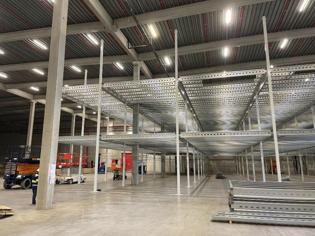 3 x dubbele MEZZANINE/ENTRESOL VLOEREN / GOEDERENLIFT, Ophalen