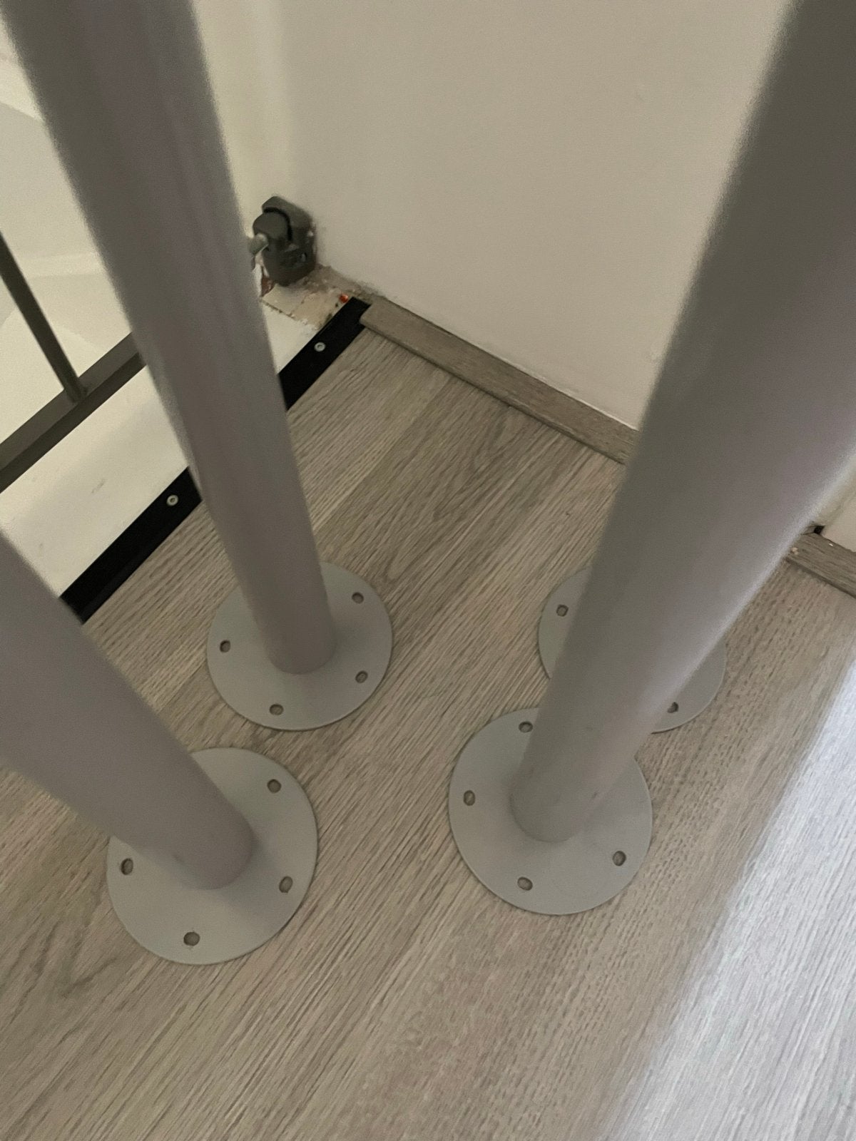 Set van 4 stevige tafelpoten - grijs, Ophalen, Gebruikt