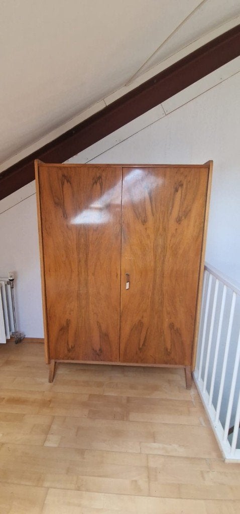 Vintage klerenkast, walnoothout, František Jirák, jaren 60, Ophalen, Met deur(en), Gebruikt, 100 tot 150 cm
