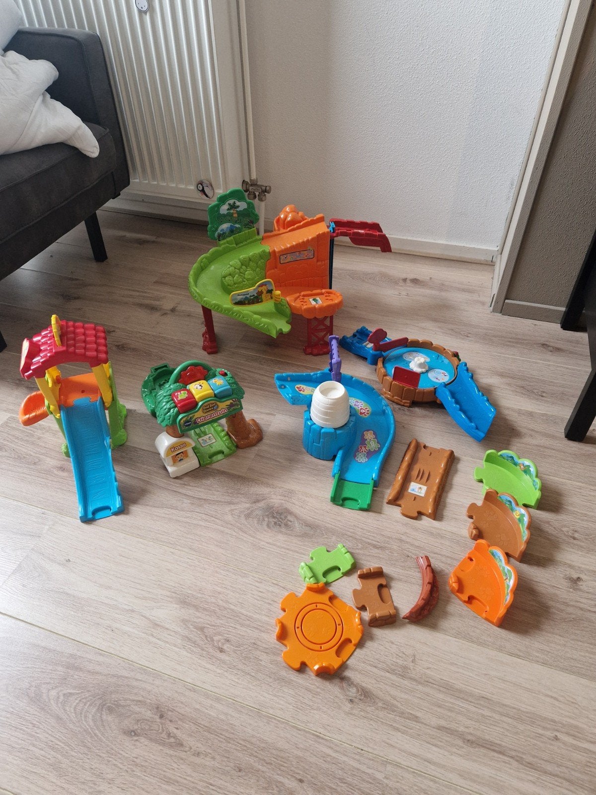 VTECH Zoef-Zoef Dierenbaan met Kippenhok (zonder auto's), Ophalen, Gebruikt, Jongen of Meisje