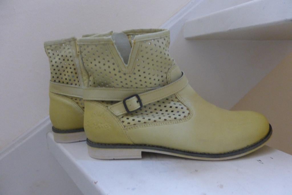 Aparte voorjaarslaarsjes S. Oliver, Kleding | Dames, Schoenen, Lage of Enkellaarzen, Ophalen of Verzenden, Zo goed als nieuw, Groen