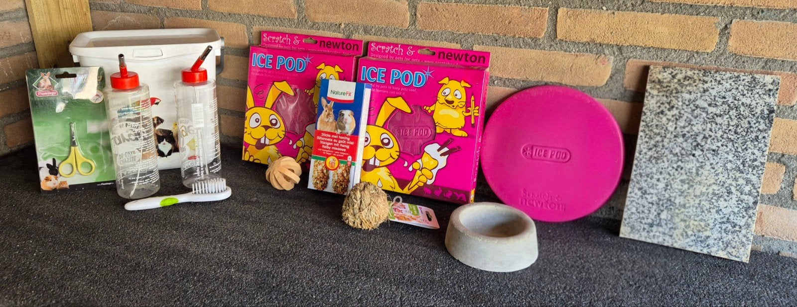 Accessoires pakket voor konijnen, Ophalen, Zo goed als nieuw, Verzorging