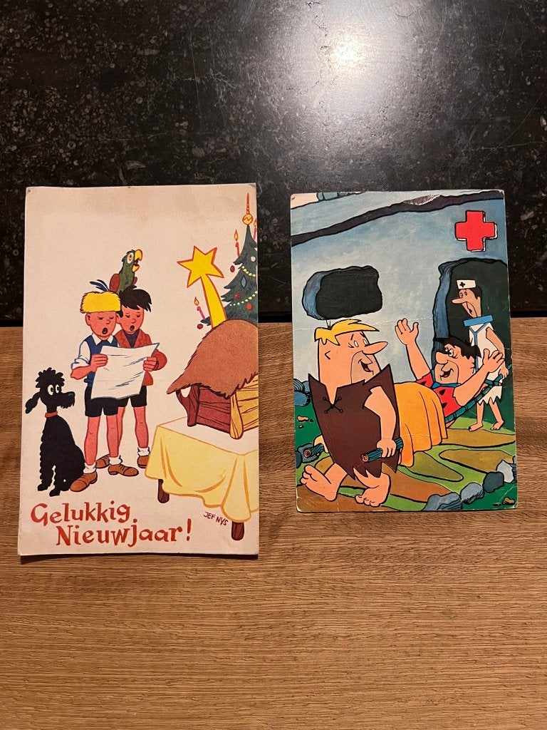 2 vintage postkaarten stripfiguren: Jommeke & The Flinstones, Ophalen of Verzenden, Overige figuren, Gebruikt, Plaatje, Poster of Sticker