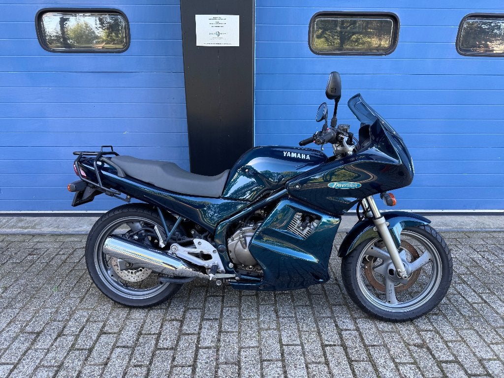 Yamaha XJ600S, Motoren, 598 cc, Bedrijf, Meer dan 35 kW, Toermotor