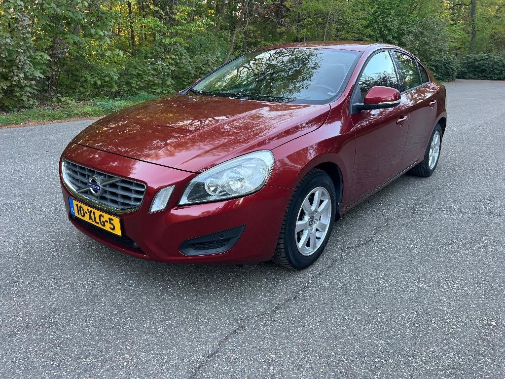 Volvo S60 1.6 T3 2012 228dkm Leder Navi PDC Trekh APK 4-2027, Auto's, Voorwielaandrijving, Beige, 4 cilinders, S60