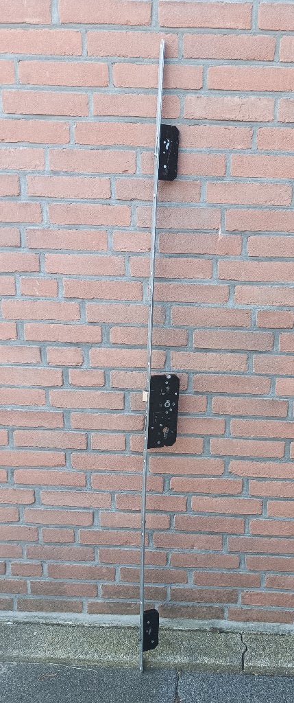 Driepuntsslot (gratis), Ophalen, Gebruikt, Minder dan 80 cm, Minder dan 200 cm