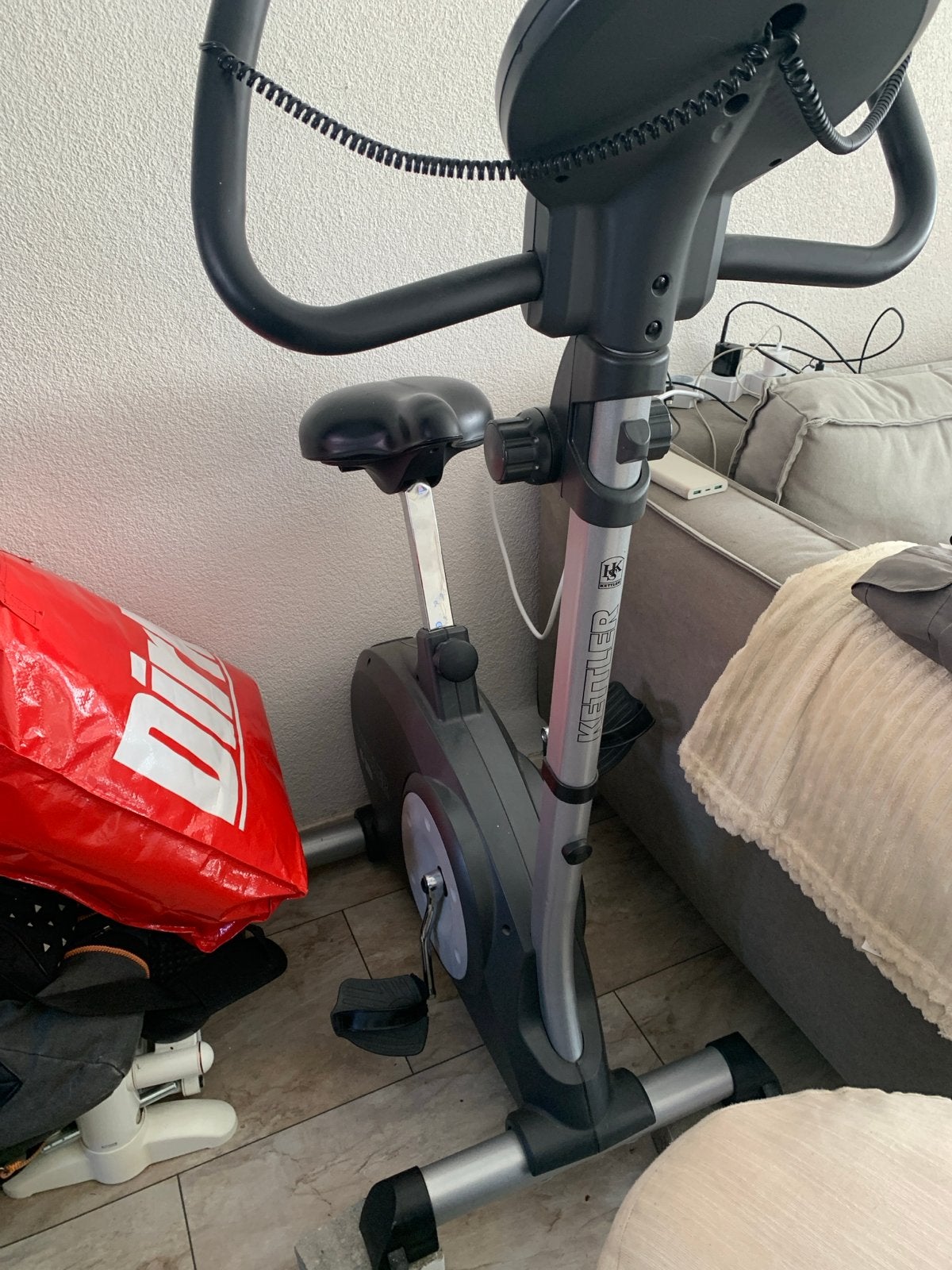 Kettler Hometrainer - Zo goed als nieuw, Sport en Fitness, Ophalen, Zo goed als nieuw, Metaal, Benen