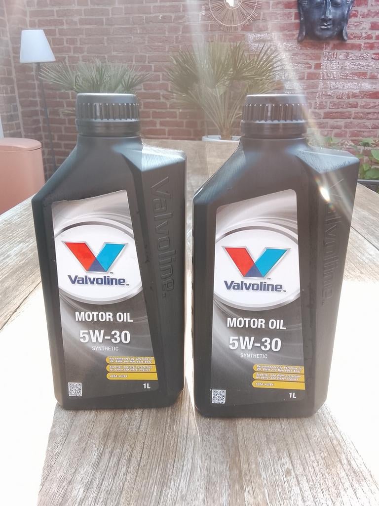Valvoline Motorolie 5W-30 Synthetisch - 2x 1 Liter Nieuw, Ophalen of Verzenden