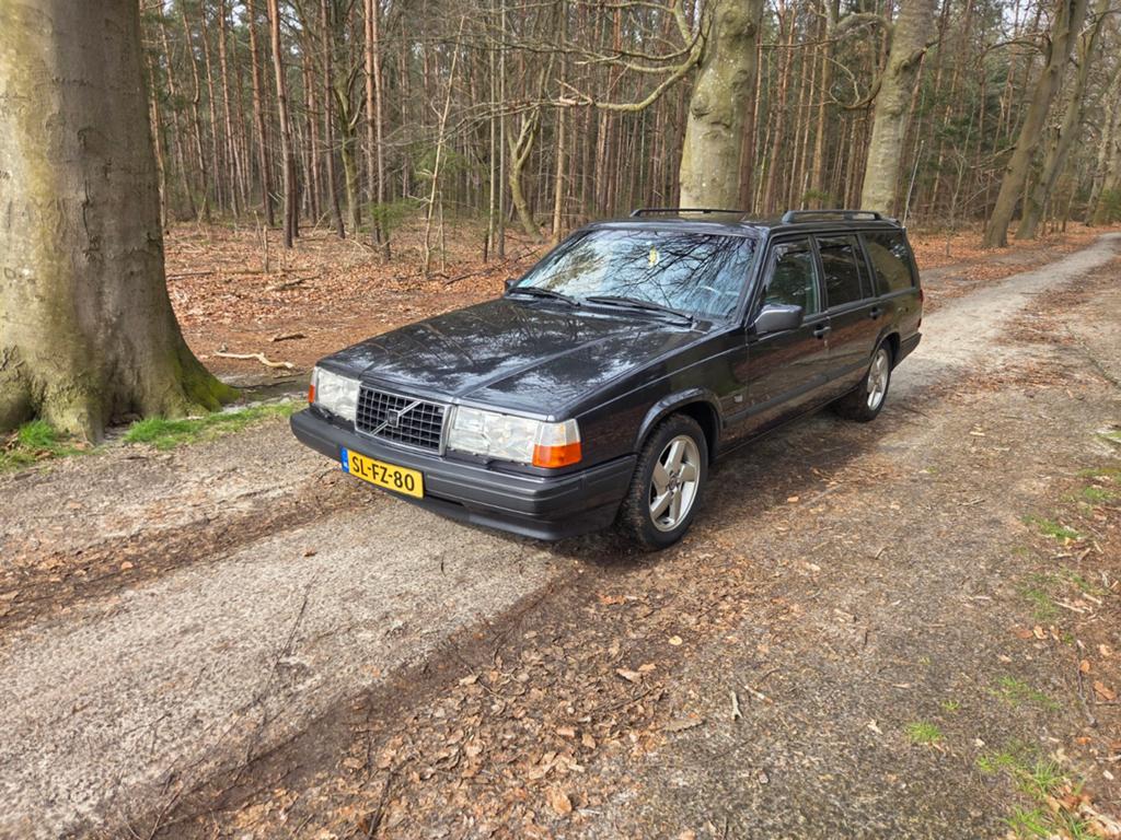 Volvo 940 2.3 I.C, Auto's, Volvo, Particulier, Benzine, Stationwagon, Handgeschakeld, Origineel Nederlands, Zilver of Grijs, Achterwielaandrijving