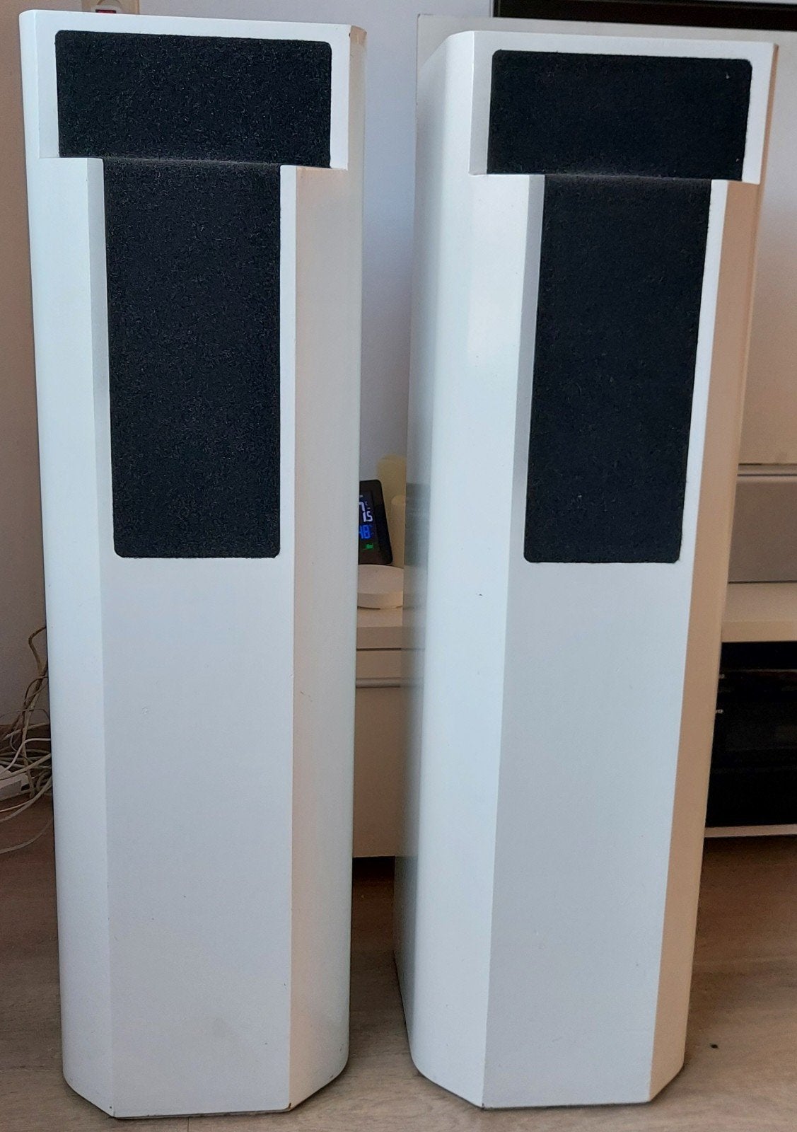 Vintage Mooie witte Elipson 1303D speakers!, Audio, Tv en Foto, Zo goed als nieuw, 60 tot 120 watt, Front, Rear of Stereo speakers