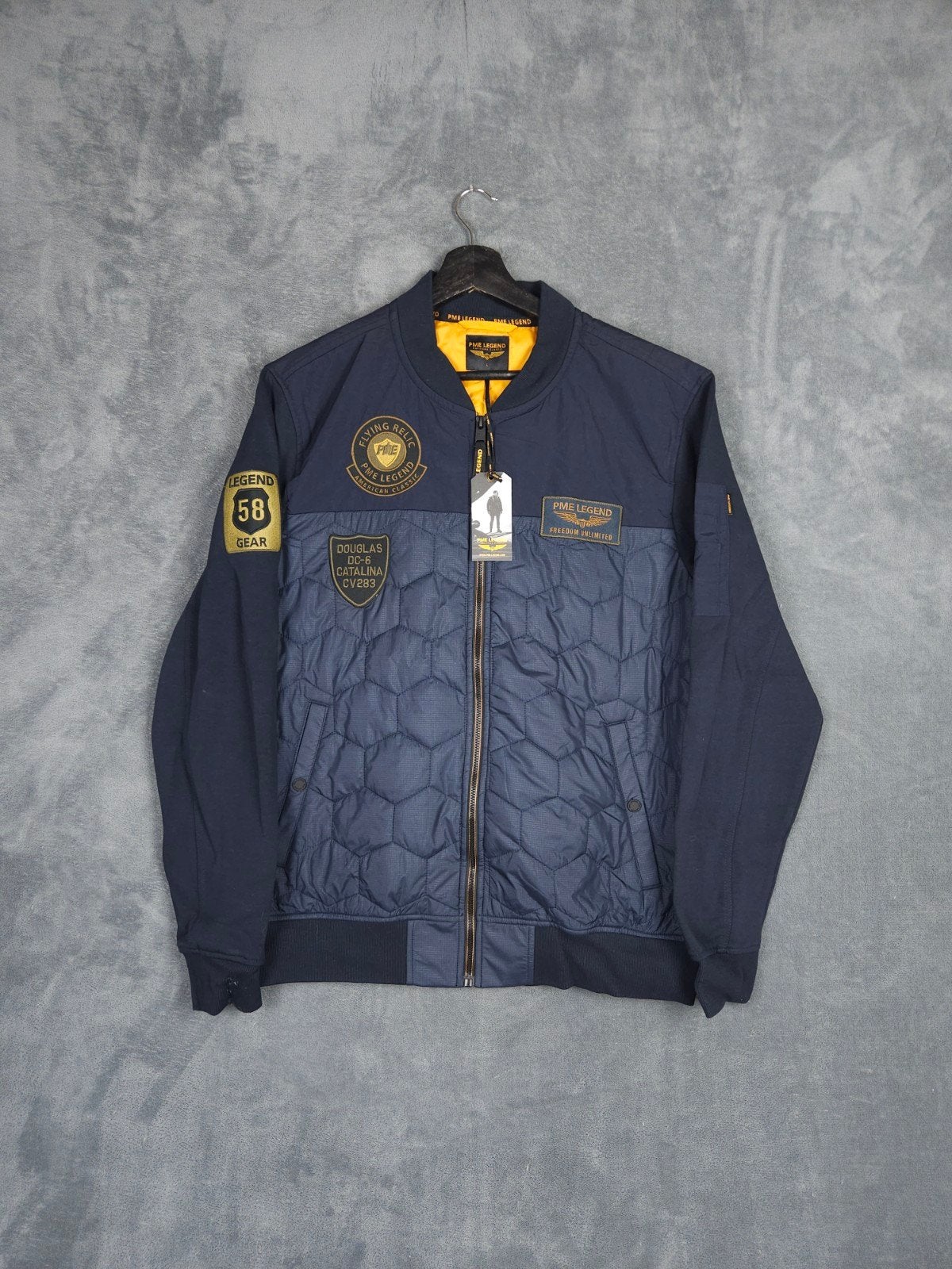 Pme Legend Jas L Blauw Vest Puffer Zomerjas Pall Mall

Kan a, Maat 52/54 (L), ., Nieuw, PME Legend