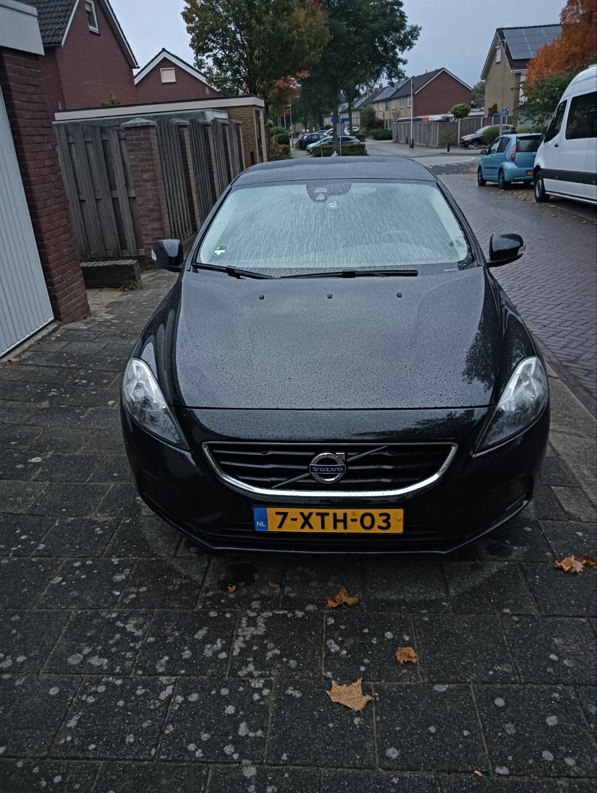 Volvo V40 1.6 T2 120PK 2014 Zwart, Ophalen, 1596 cc, Zwart, Handgeschakeld