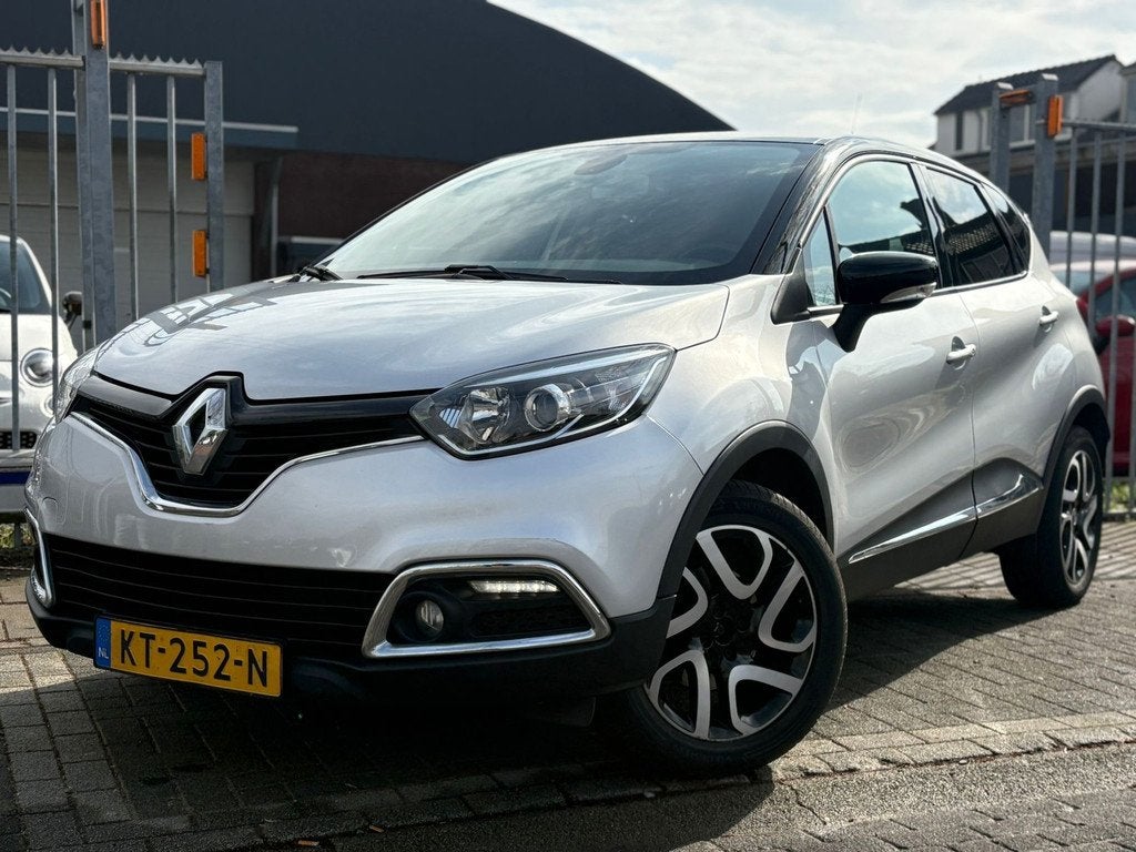 Renault Captur 1.2 TCe Dynamique | Dealer onderhouden | Trek, Voorwielaandrijving, Stof, Gebruikt, 4 cilinders