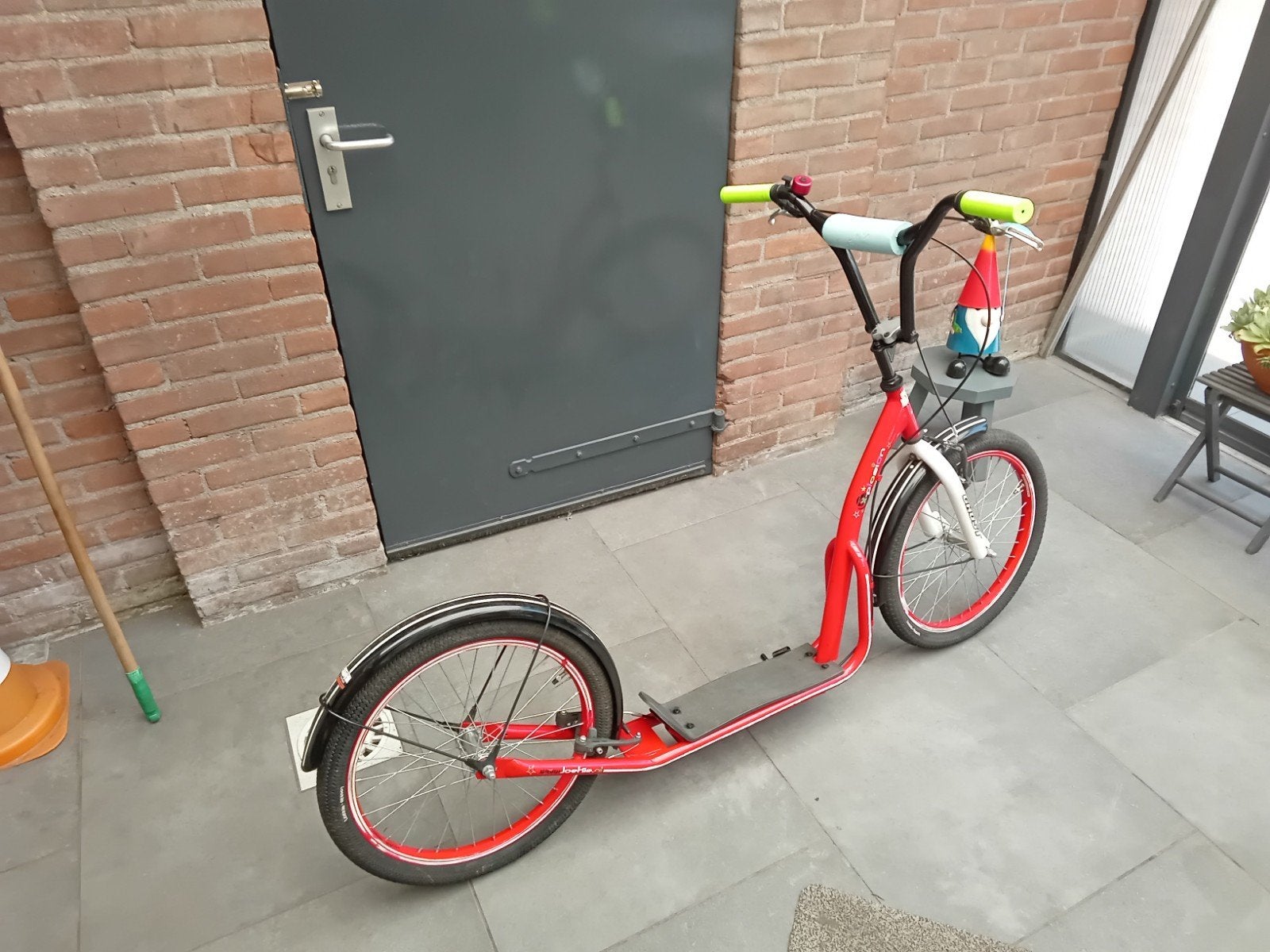Loekie step 20 inch rood - Zeer netjes!, Ophalen, Zo goed als nieuw, Gewone step, Loekie