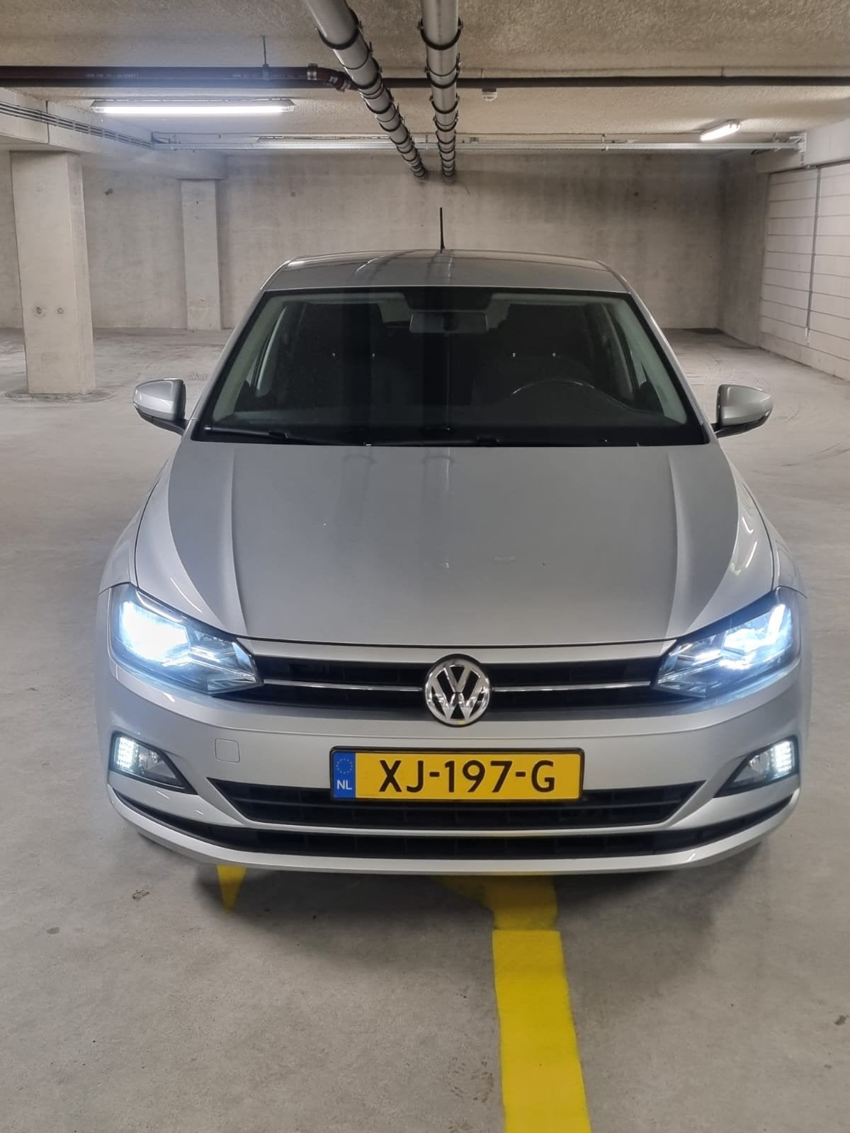 Volkswagen Polo 1.0 TSI 95pk 2019 Grijs, Voorwielaandrijving, 40 €/maand, Origineel Nederlands, Handgeschakeld