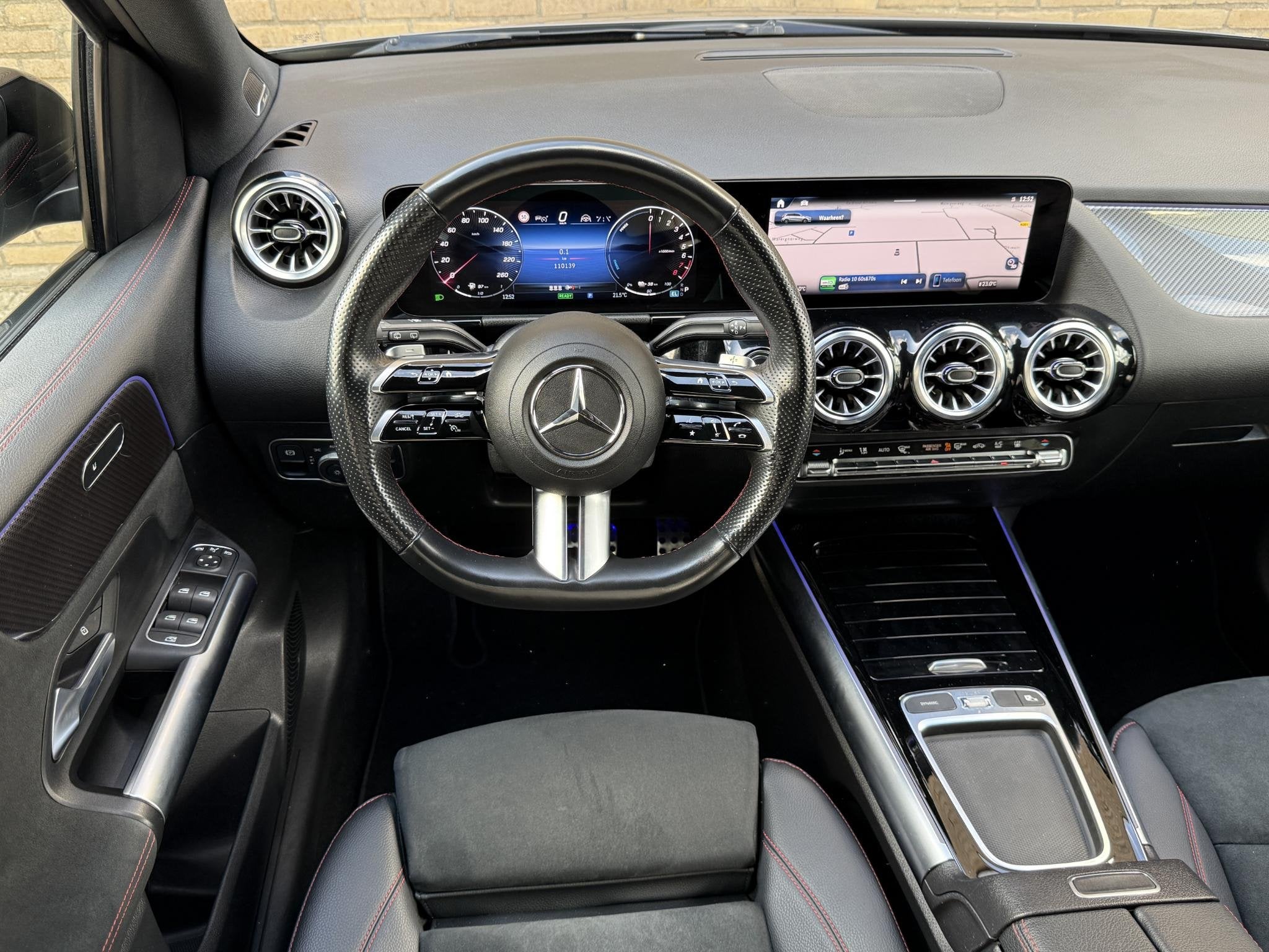 Mercedes-Benz B-klasse 250 e AMG Line | Facelift | Trekhaak, Auto's, Dealer onderhouden, Gebruikt, Euro 6, 4 cilinders