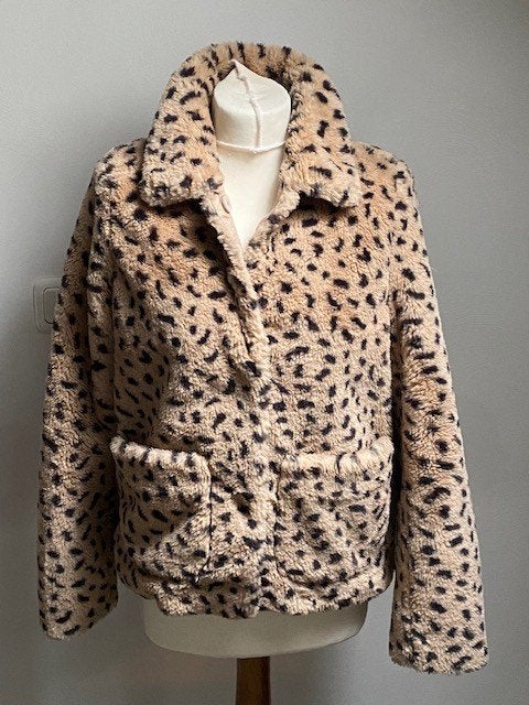 H&M faux fur jasje in dierenprint, H&M, Zwart, Ophalen of Verzenden, Maat 36 (S)