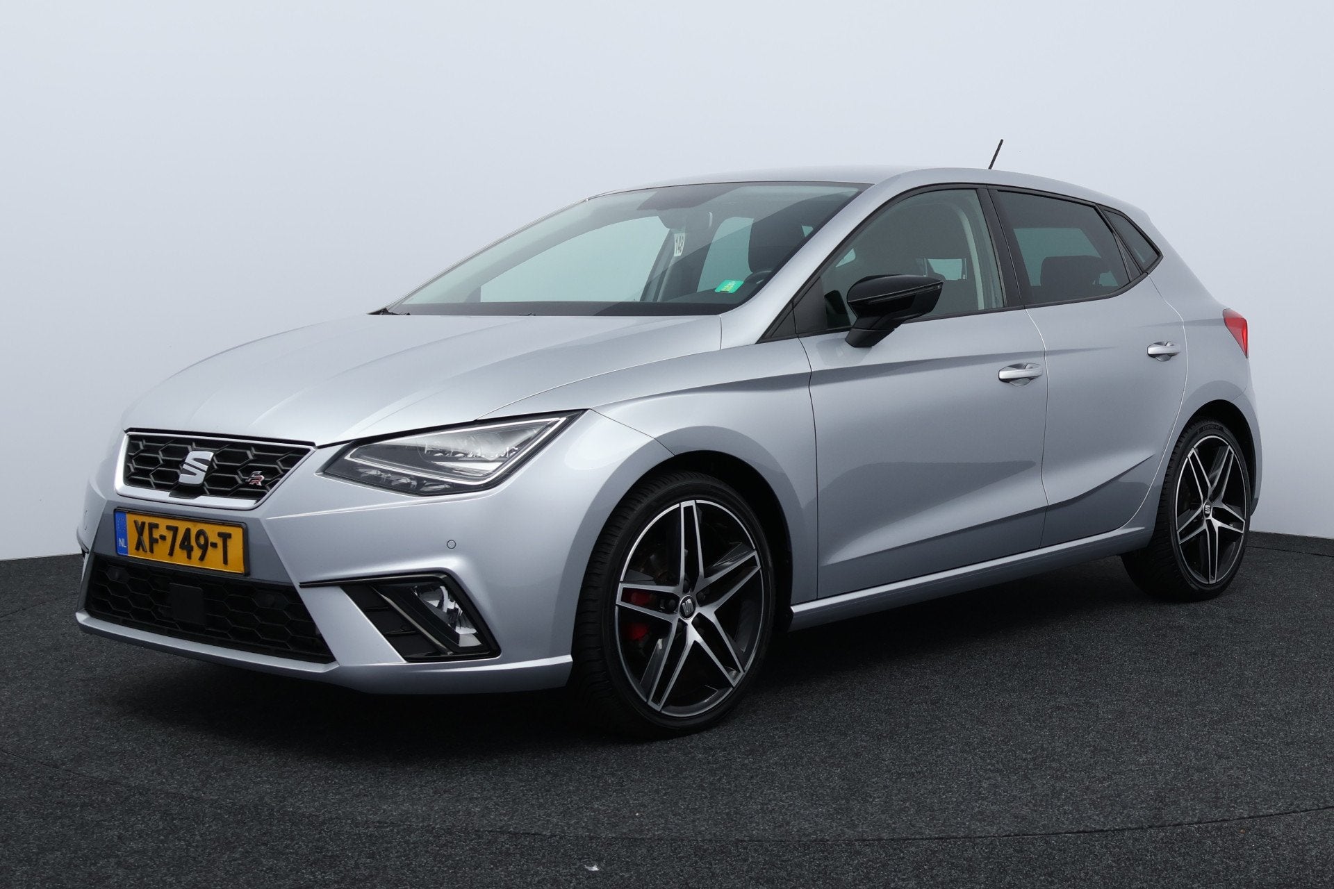 SEAT Ibiza 1.0 TSI FR Business Intense/ AUTOMAAT!/ 18'' LMV/, Stof, Gebruikt, 580 kg, 1072 kg