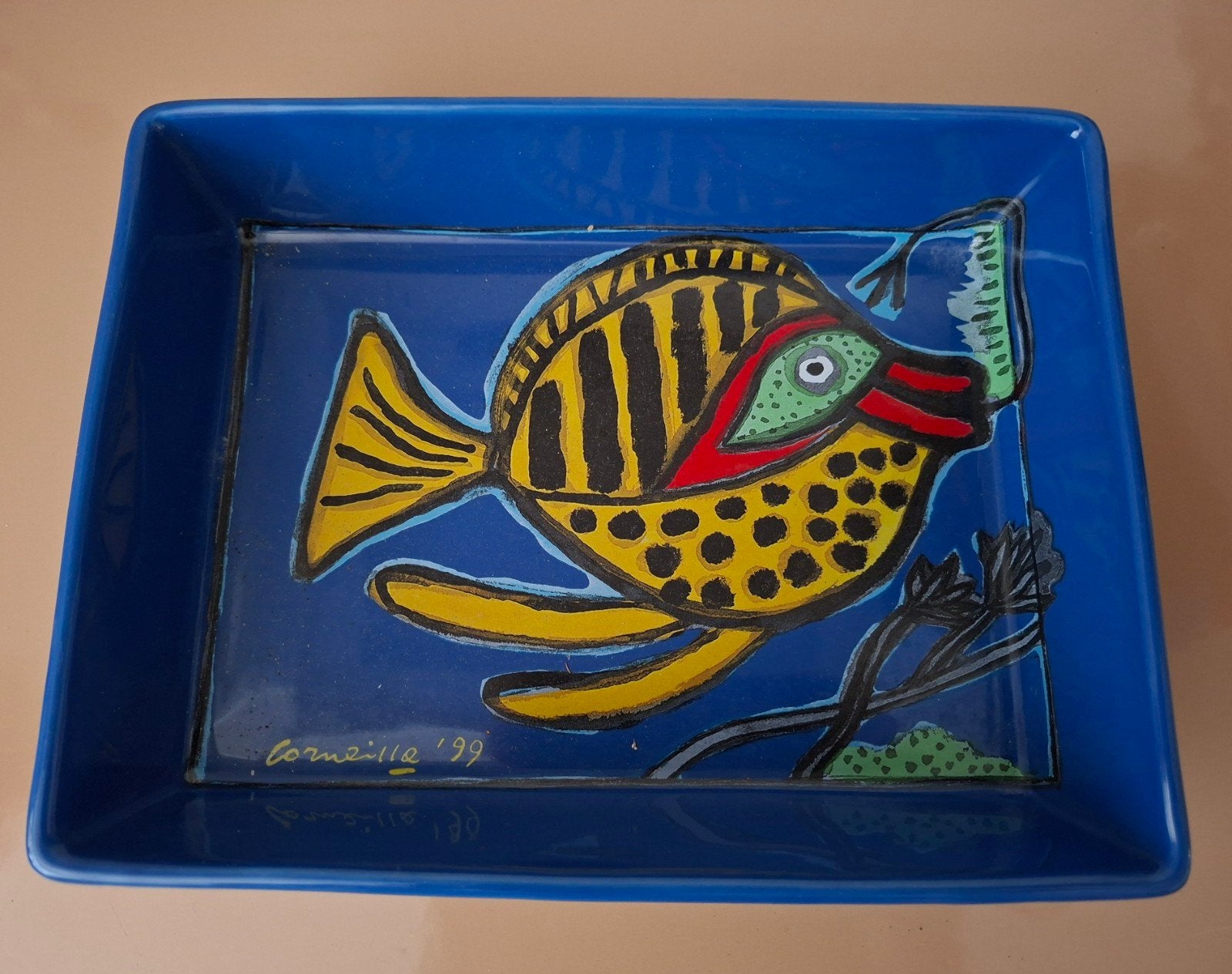 Corneille '99 Keramische ovenschaal met visdecor, Antiek en Kunst, Ophalen