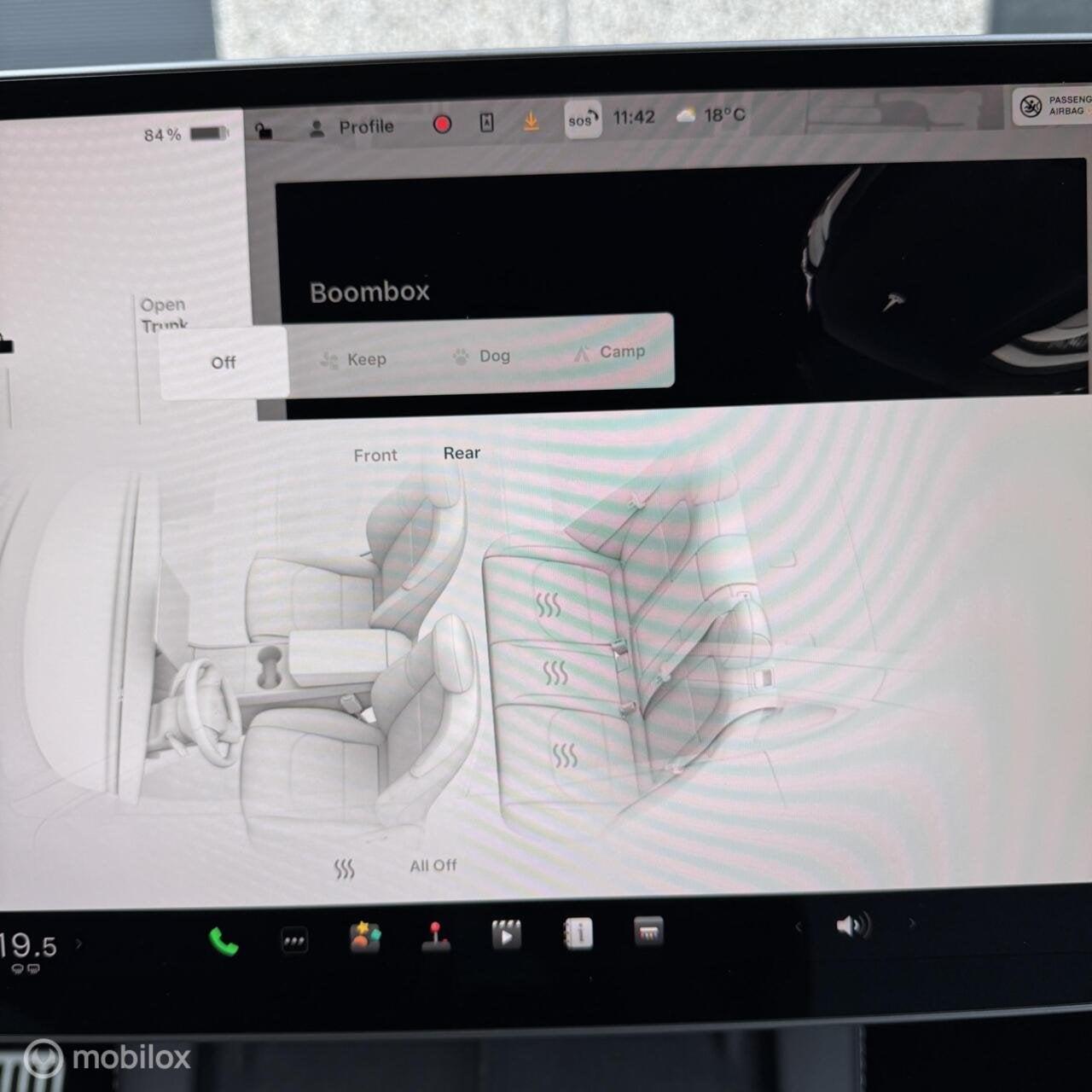 Foto 13 van Tesla Model Y Long Range AWD + MMX PACK + IAP + SOH 93.7%