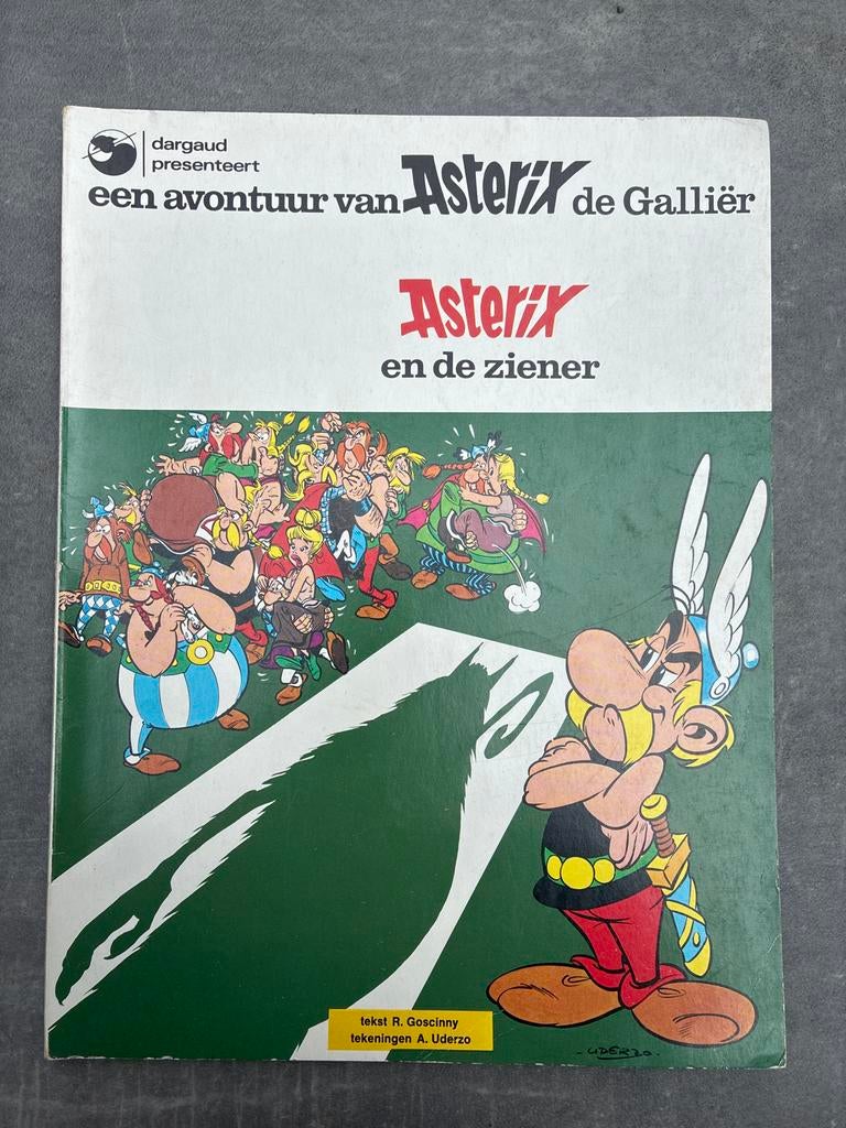 Asterix en de ziener - Een avontuur van Asterix de Galliër, Eén stripboek, Ophalen of Verzenden, Zo goed als nieuw