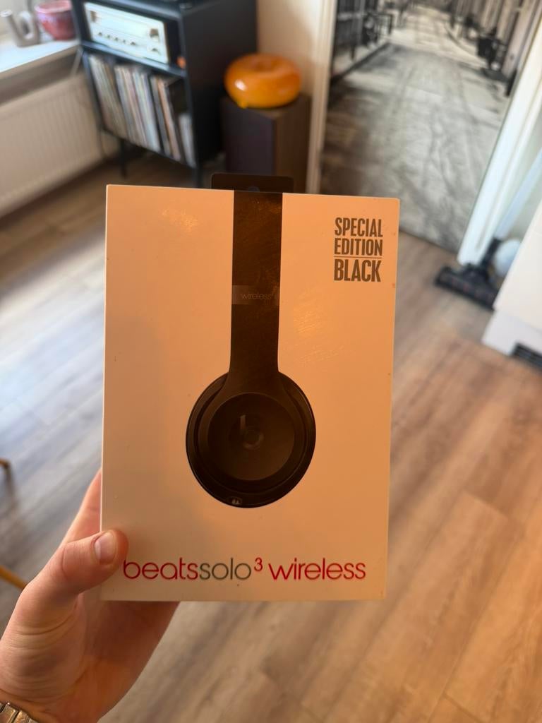 Beats by Dre solo3, Beats, Zo goed als nieuw, Draadloos, Op oor (supra aural)