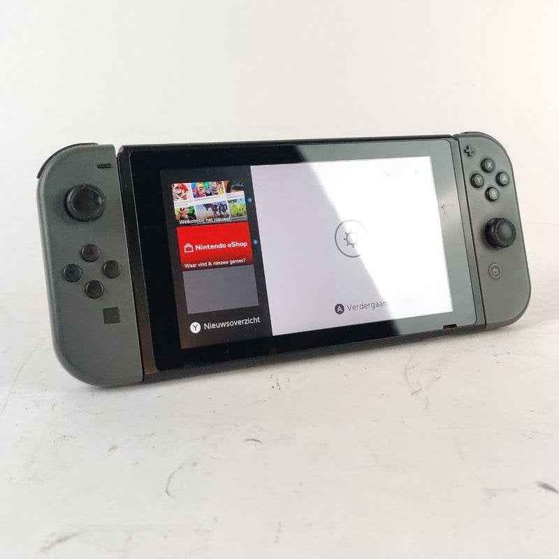 Nintendo switch met switch drift (links) || Nu voor €109.99!, 1 speler, Racen en Vliegen, Ophalen of Verzenden, Zo goed als nieuw