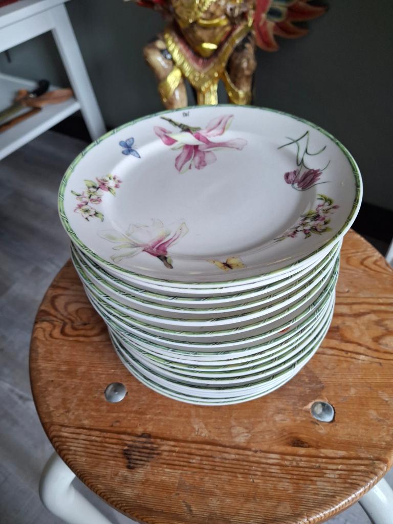 Janneke Brinkman servies voor verzamelaars, Ophalen of Verzenden, Zo goed als nieuw, Bord(en), Overige stijlen