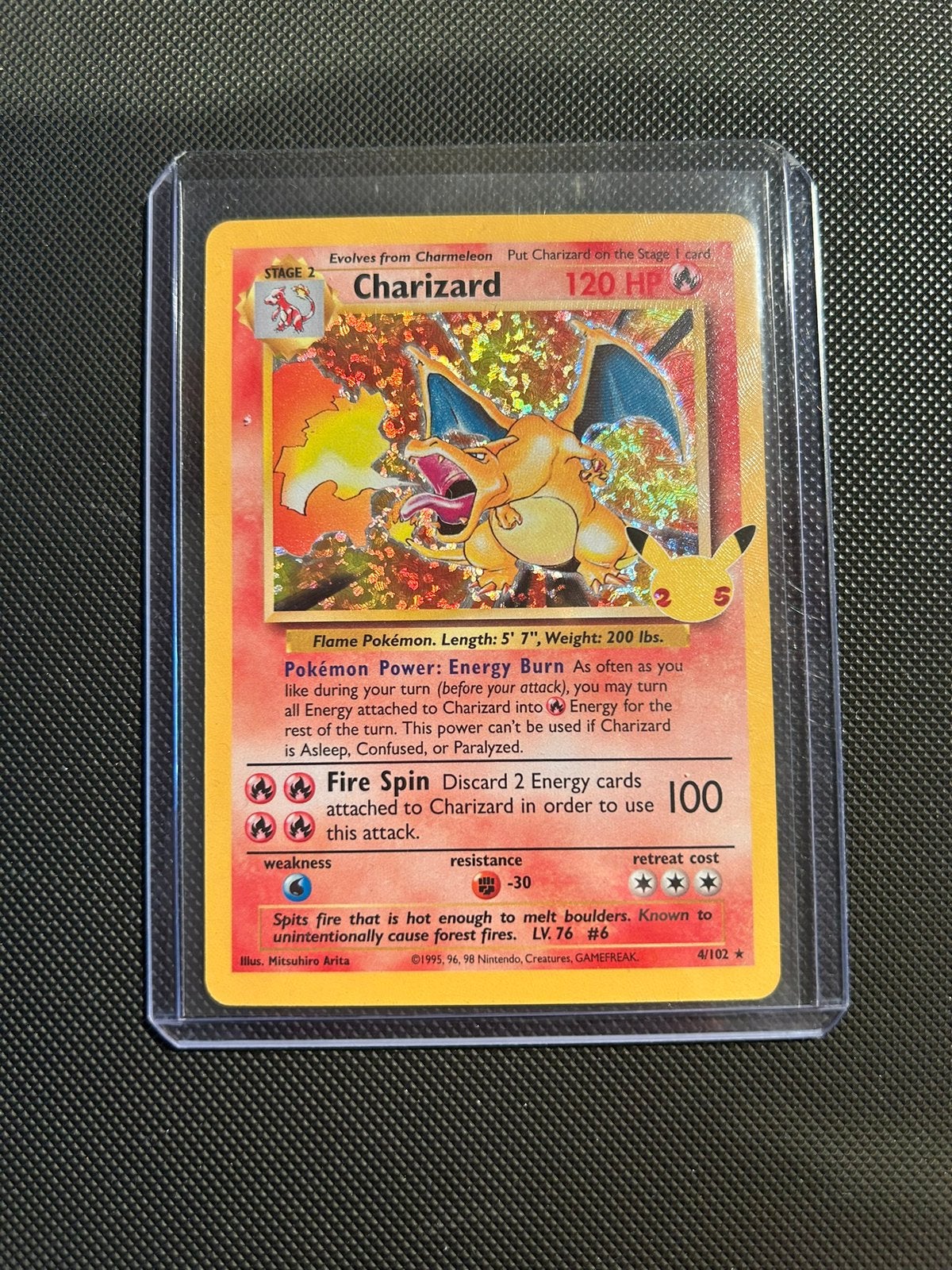 Pokemon 25th celebrations charizard en meer, Hobby en Vrije tijd, Verzamelkaartspellen | Pokémon, Ophalen, Zo goed als nieuw, Meerdere kaarten