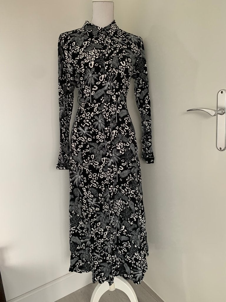 Mooie zwart met witte SUPERTRASH blousejurk maat M!, Kleding | Dames, Maat 38/40 (M), Overige kleuren, Supertrash, Verzenden