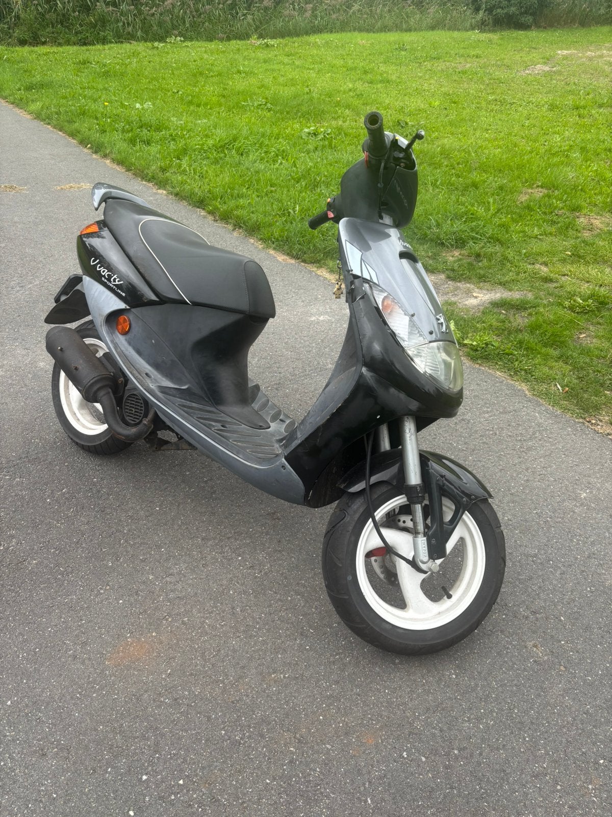 Peugeot Vivacity 50cc snor, Tweetakt, Ophalen of Verzenden, Zo goed als nieuw, 50 cc