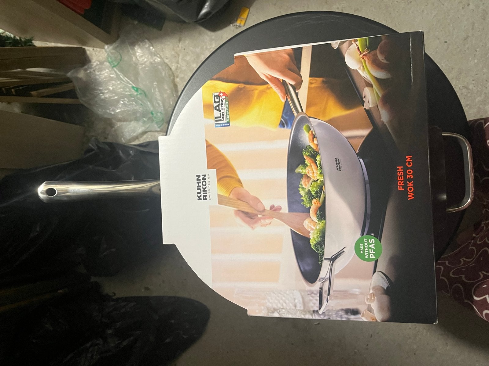 Nieuwe, complete en degelijke pannenset in doos, Huis en Inrichting, Keuken | Potten en Pannen, Met deksel, Ophalen of Verzenden