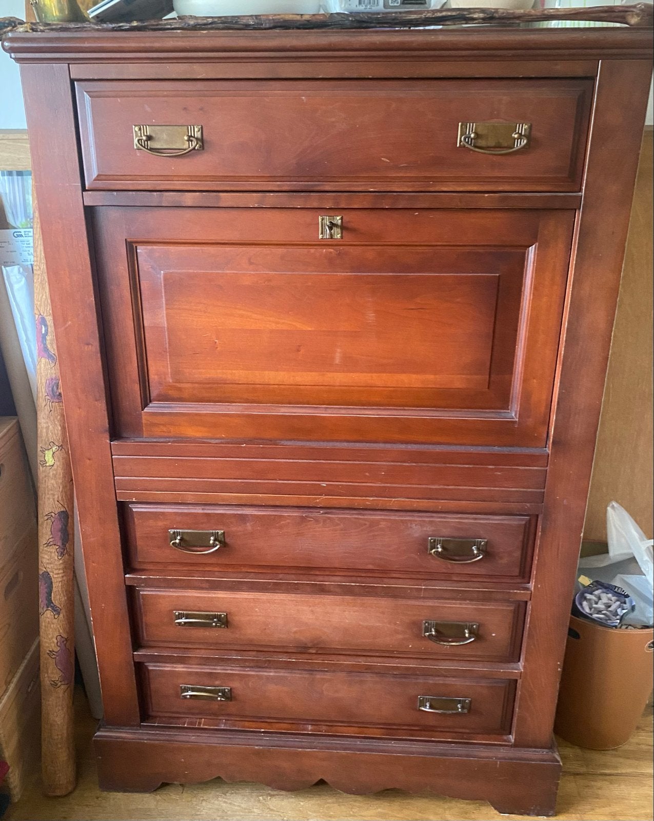 Klassiek noten houten secretaire met lades, Ophalen, Gebruikt