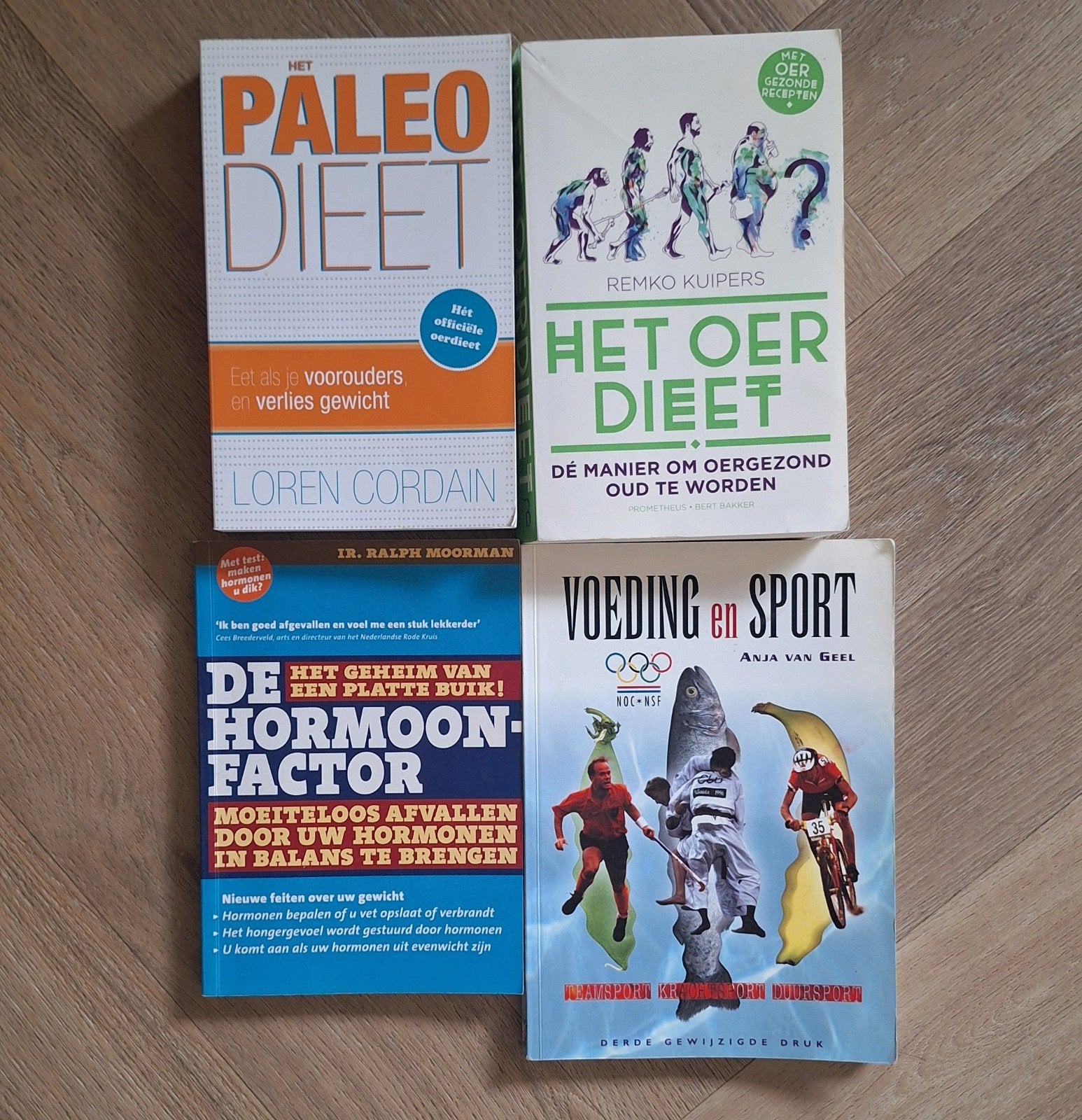 Boeken voeding, sportvoeding, Paleo, Oerdieet, Hormoonfactor, Ophalen of Verzenden, Zo goed als nieuw