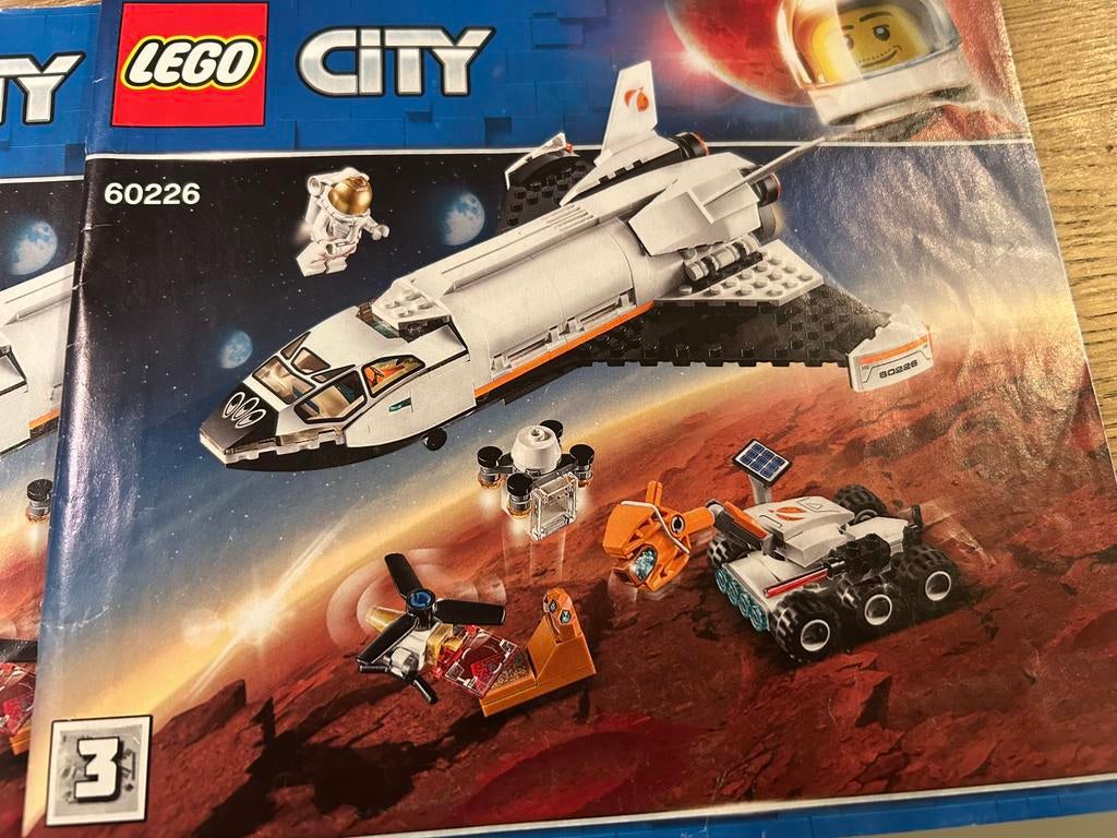 LEGO City Mars Onderzoeksshuttle 60226!, Ophalen of Verzenden, Zo goed als nieuw