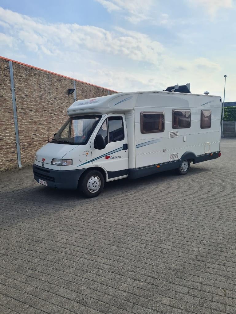 Camper Roller Team Corfu 265, Chemisch toilet, Koelkast, Ringverwarming, Fiat
