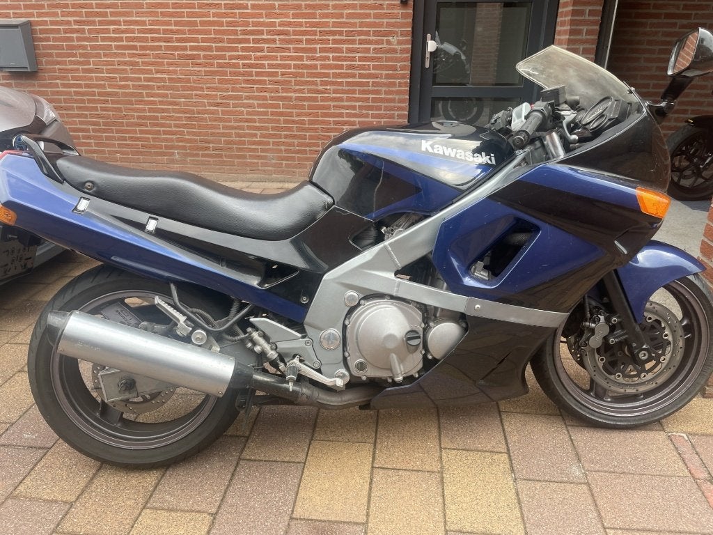 KAWASAKI ZZR600; 47000 kms; slechts 995,- euro; inruil mog., Motoren, 4 cilinders, Gebruikt, Meer dan 35 kW, Handgeschakeld