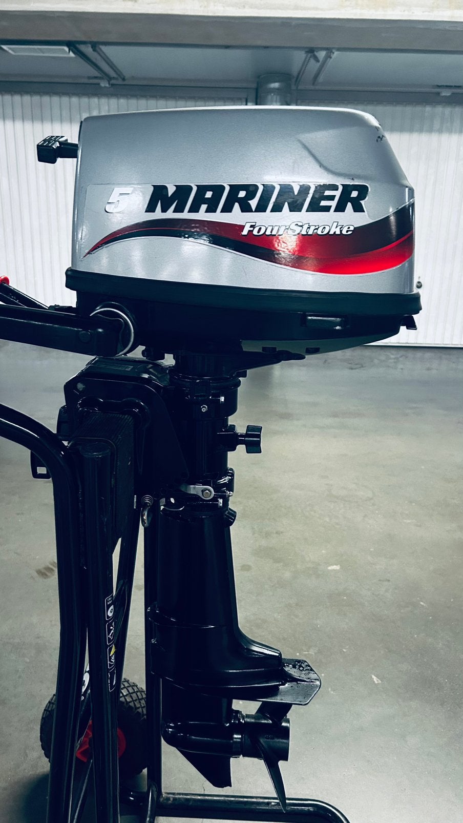 Buitenboord moter 5 pk met losse tank Mariner, 5 tot 10 pk, Viertaktmotor, Ophalen of Verzenden, Zo goed als nieuw