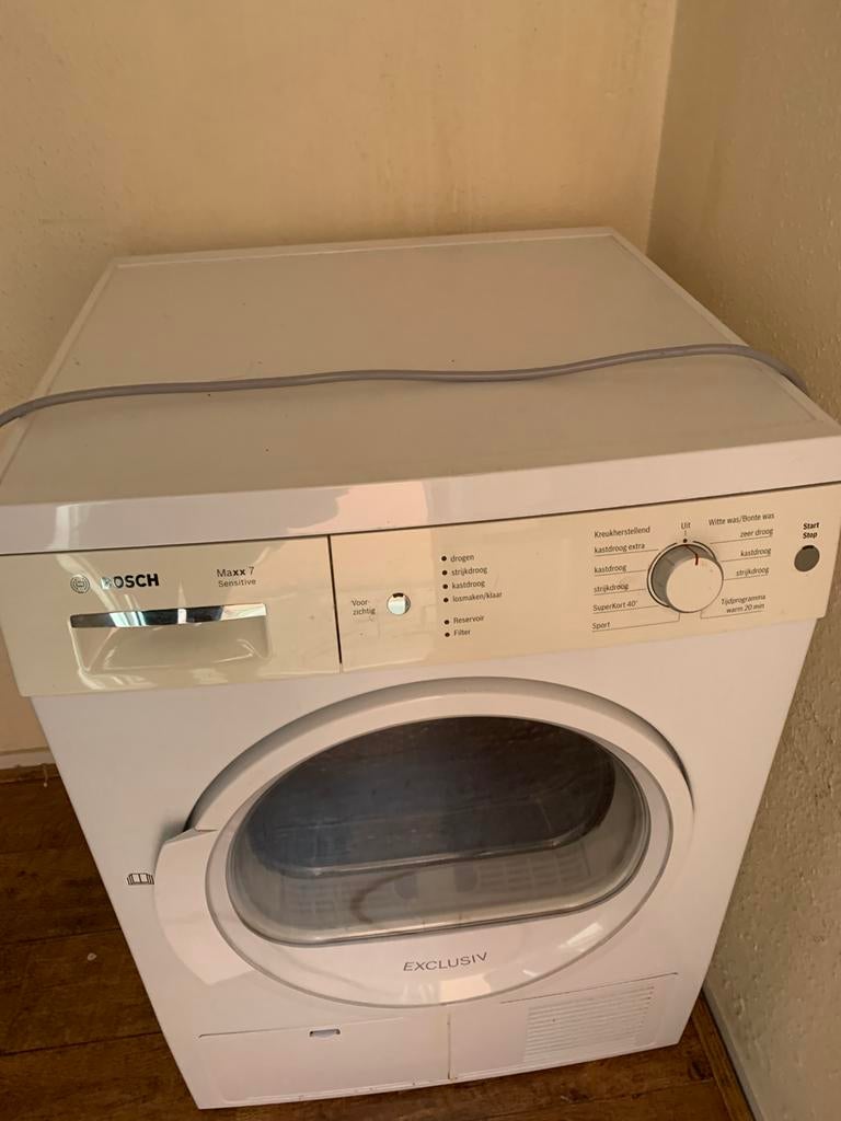 Bosch wasdroger 7 kg, Ophalen, 6 tot 8 kg, Minder dan 85 cm, Zo goed als nieuw