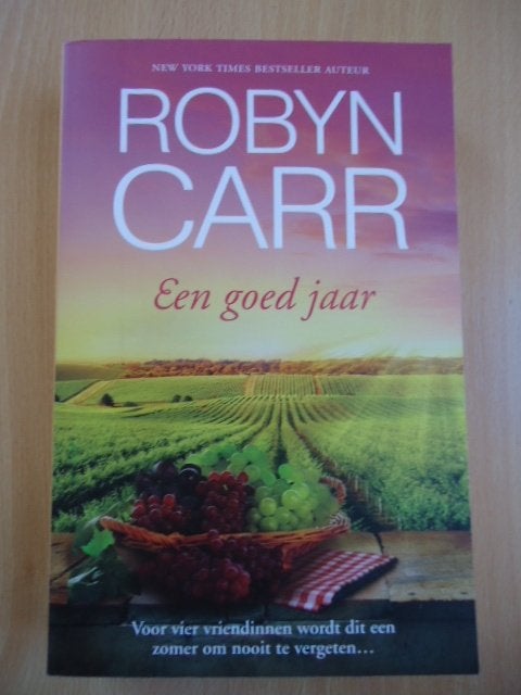 Een goed jaar, Robyn Carr (oa Virgin River schrijver), Boeken, Ophalen of Verzenden, Zo goed als nieuw