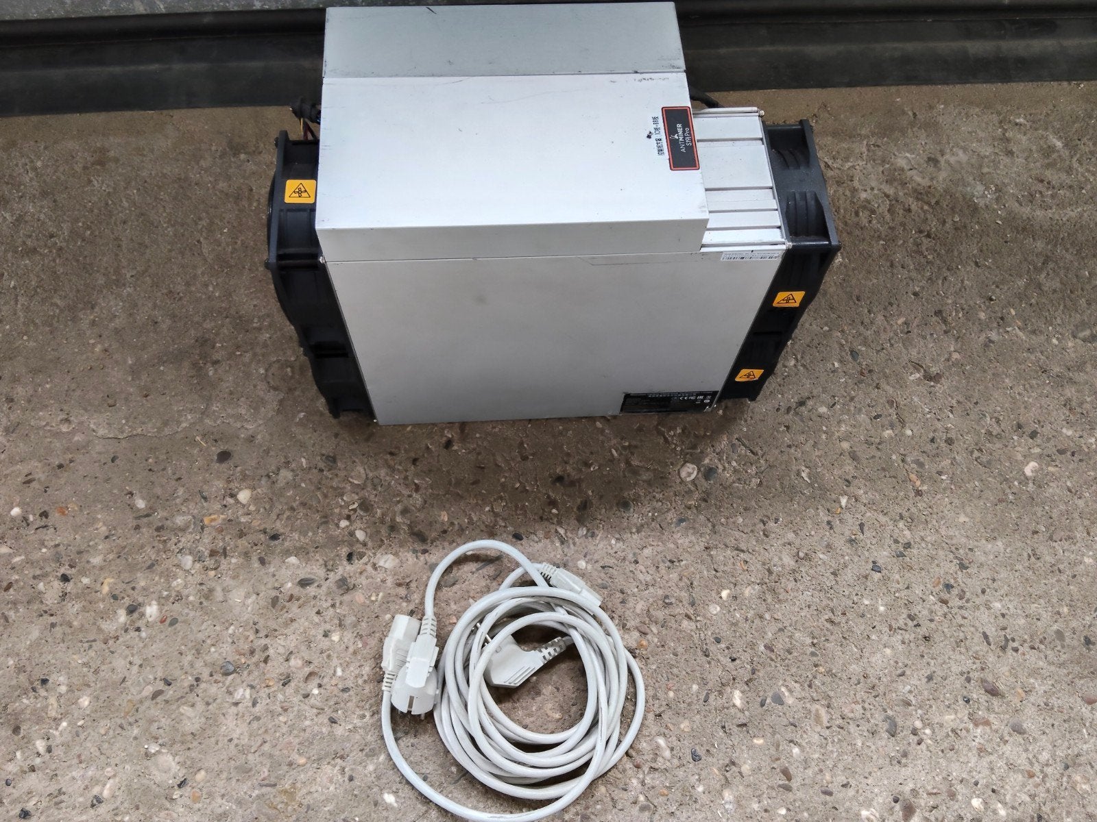 Antminer S19jPro Bitcoin Miner - Krachtige ASIC Miner, Computers en Software, Ophalen, Gebruikt, Bitmain, Info@bitmain.com