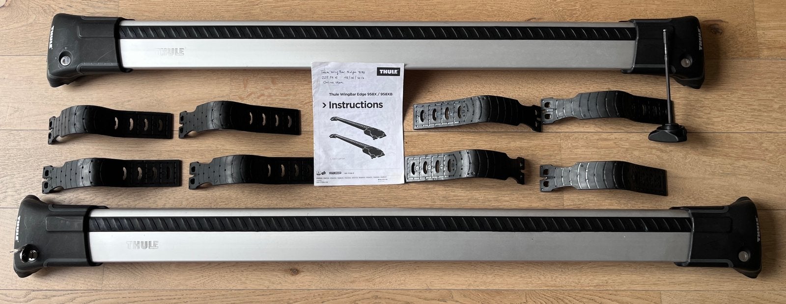 Thule WingBar Edge 9585 Roof Bars  (M + L) + Spare Straps, Auto diversen, Dakdragers, Ophalen, Zo goed als nieuw