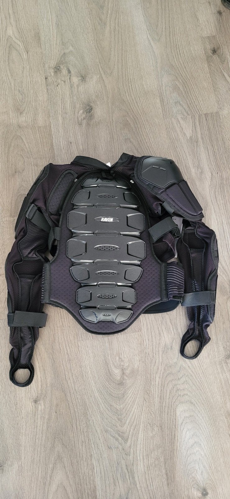 Nieuwe Raven sport body protector, Ophalen