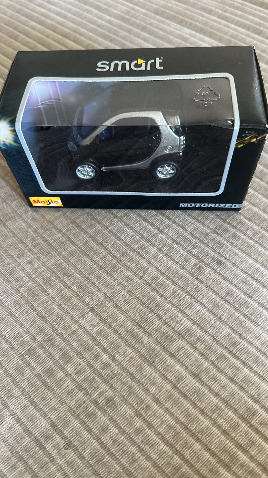 Maisto Smart Fortwo Coupé (1:33) - Nieuw in verpakking, Ophalen of Verzenden, Nieuw, Auto, Overige merken