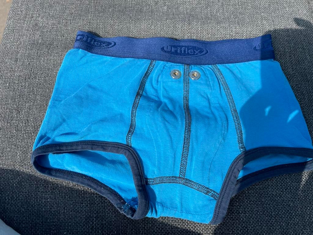 Plaswekker broekjes!, Kinderen en Baby's, Kinderkleding | Kinder-zwemkleding, Gebruikt, Maat 104, Ophalen of Verzenden, Jongen