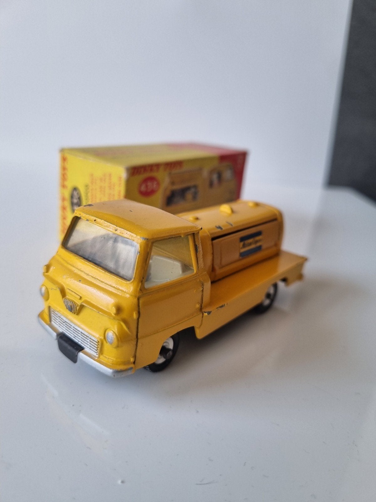 dinky toys, Ophalen of Verzenden, Gebruikt, Auto, Dinky Toys