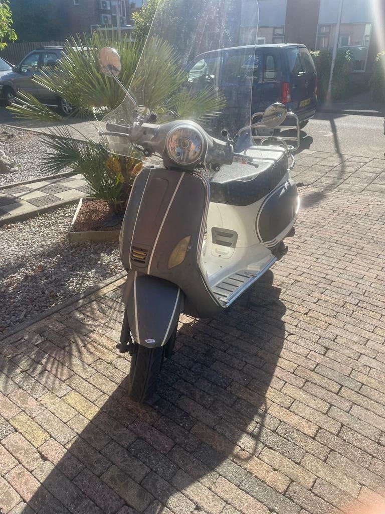 Riva de lux/50 loopt goed!!!, Fietsen en Brommers, Snorfietsen en Snorscooters, Ophalen of Verzenden