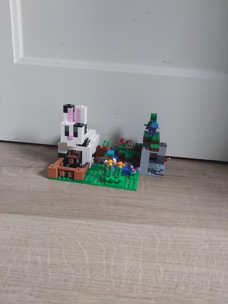 Lego Minecraft The Rabbit Ranch 21181 - Zo goed als nieuw, Ophalen of Verzenden, Zo goed als nieuw, Overige typen