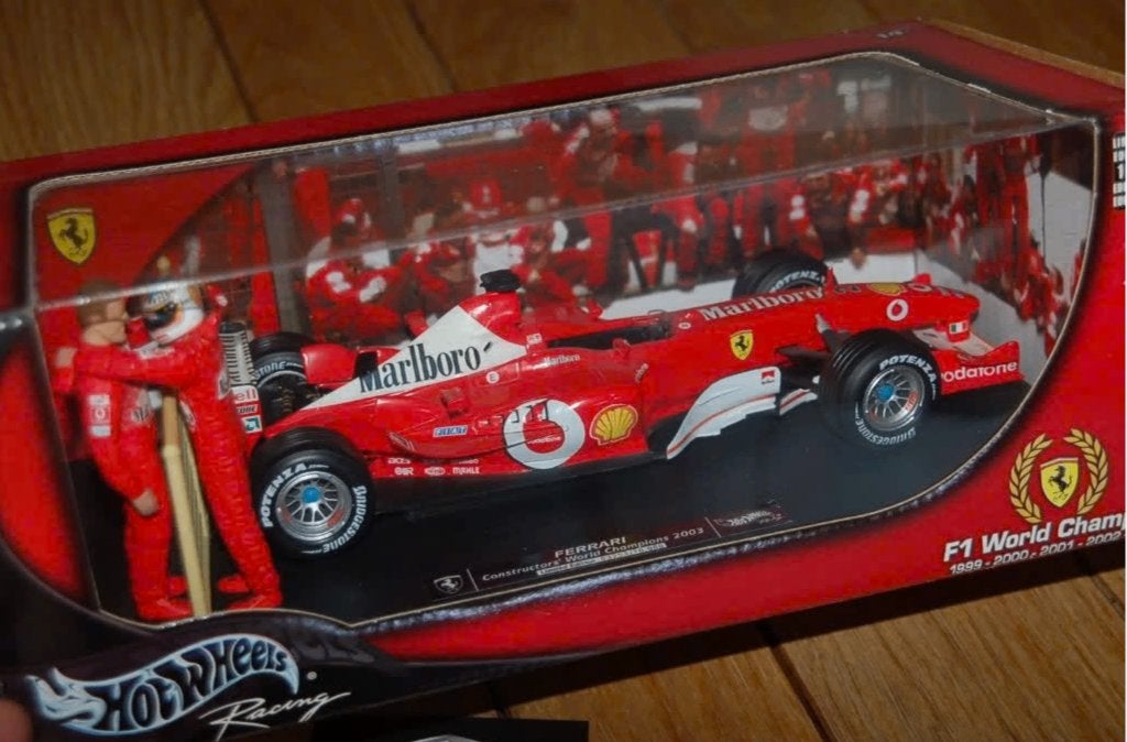 F1 FERRARI 2003 CONSTRUCTOR CHAMPION Marlboro Hotwheels WRH, Verzenden, Zo goed als nieuw, Auto, Hot Wheels